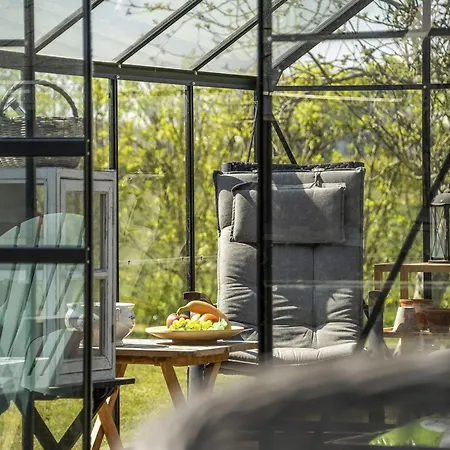 Ylvie - 150m From The Sea By Interhome