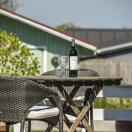 Prázdninový dům Ylvie - 150m From The Sea By Interhome