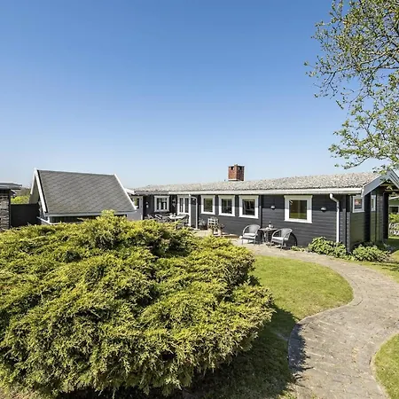 Ylvie - 150m From The Sea By Interhome Semesterbostad *